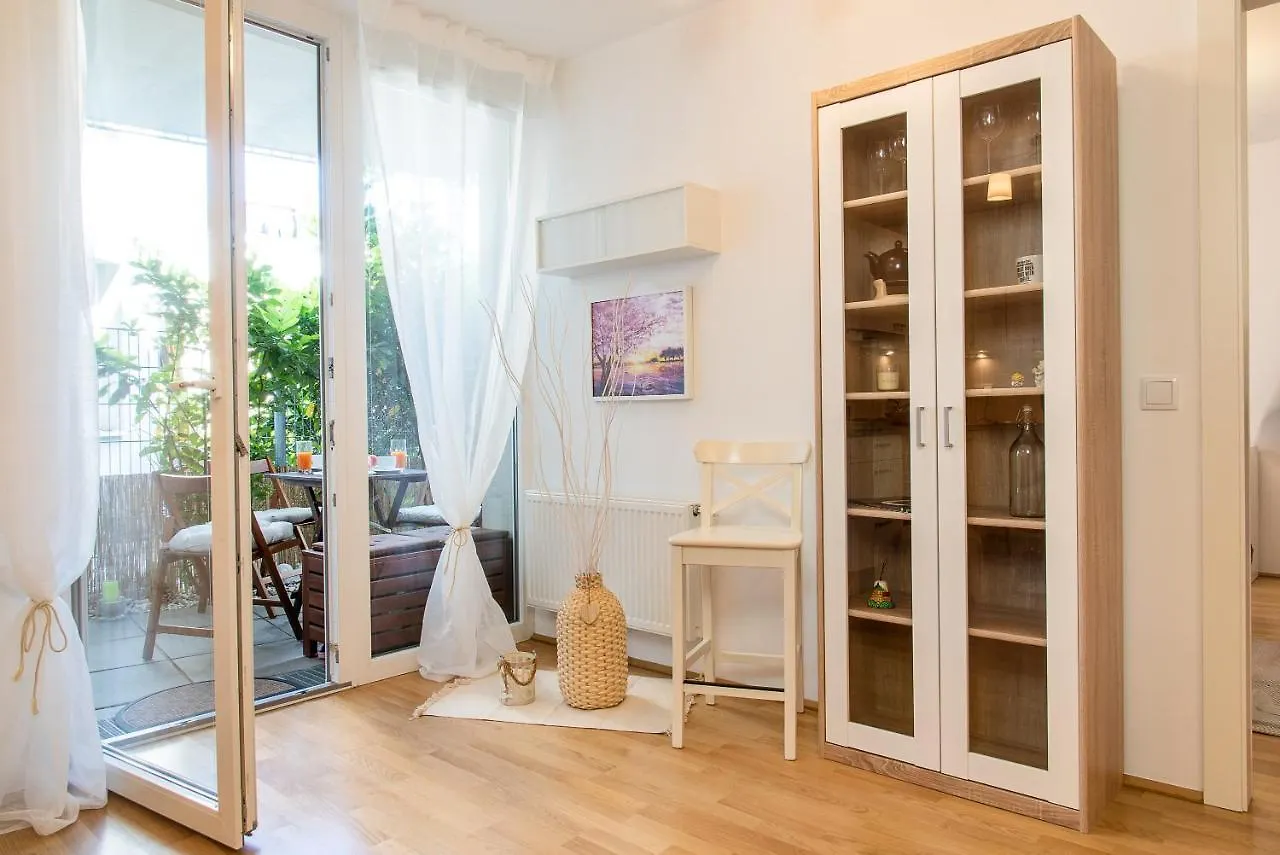 Green Oasis Apartment וינה אוסטריה