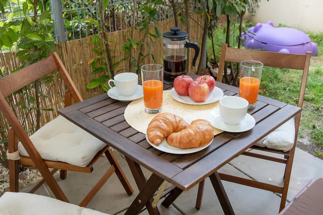 Green Oasis Apartment וינה 0*,